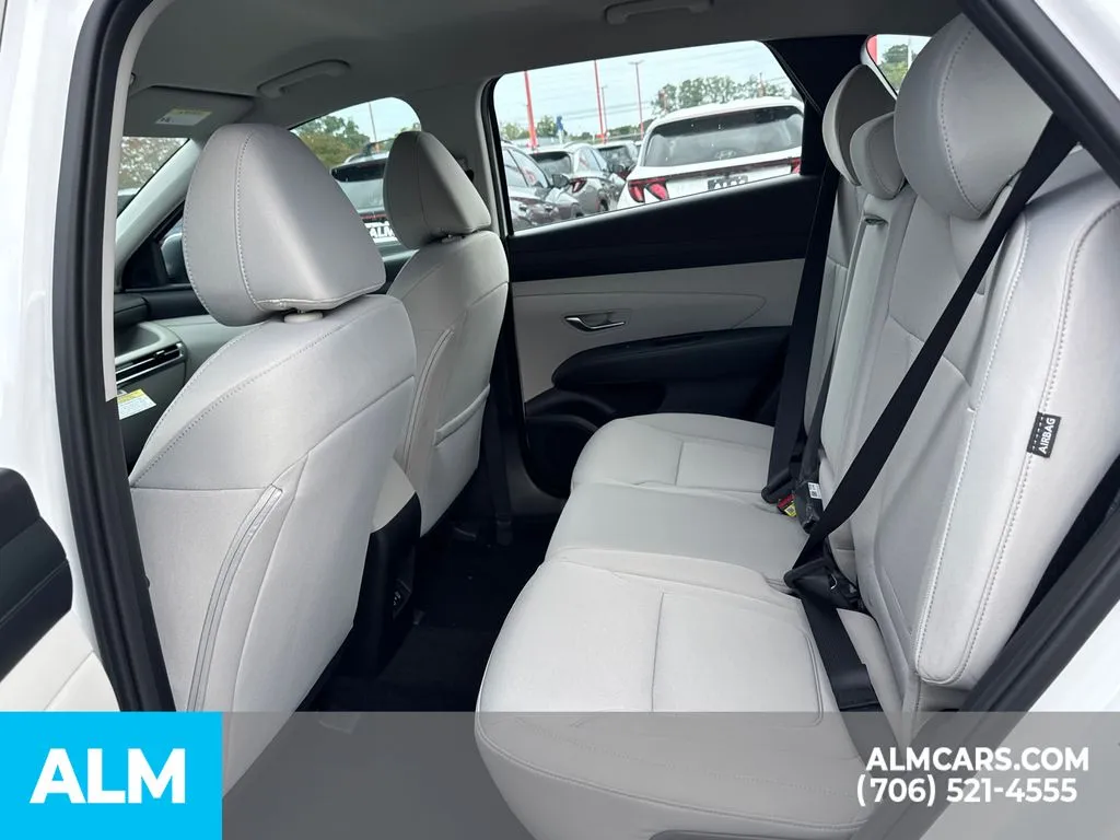 2026 Hyundai Tucson SE - Photo 12