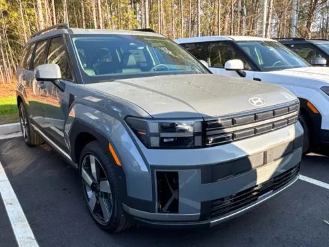 More photos of 2026 Hyundai Santa Fe Hybrid Limited at ALM Hyundai Athens, GA