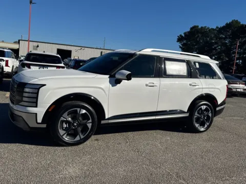 Photos of 2026 Hyundai Palisade Limited for sale in Athens, GA at ALM Hyundai Athens