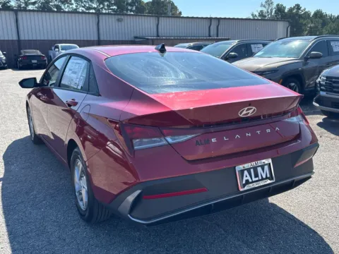 Another view of 2025 Hyundai Elantra SE for sale in Athens, GA at ALM Hyundai Athens