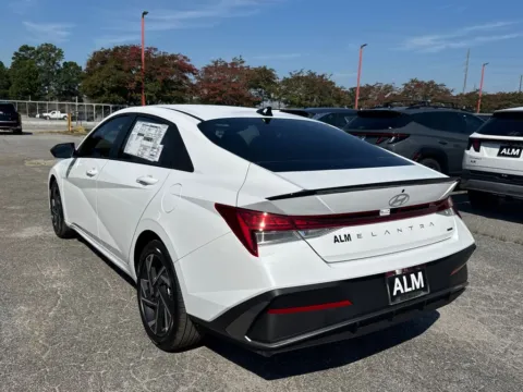 Another view of 2025 Hyundai Elantra Hybrid SEL Sport for sale in Athens, GA at ALM Hyundai Athens