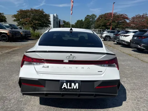 More photos of 2025 Hyundai Elantra Hybrid SEL Sport at ALM Hyundai Athens, GA