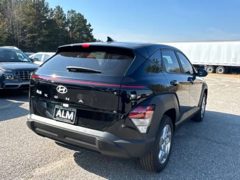 More photos of 2026 Hyundai Kona SE at ALM Hyundai Athens, GA