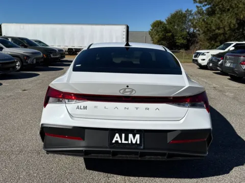 More photos of 2025 Hyundai Elantra SE at ALM Hyundai Athens, GA