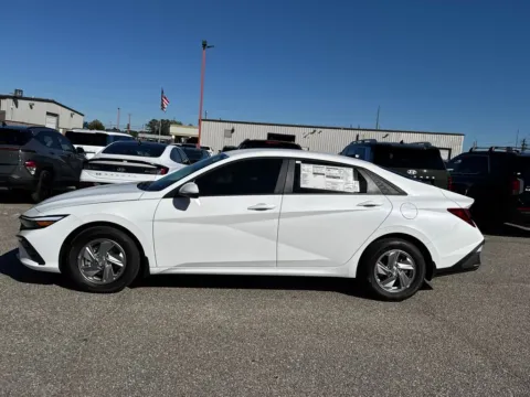 Photos of 2025 Hyundai Elantra SE for sale in Athens, GA at ALM Hyundai Athens