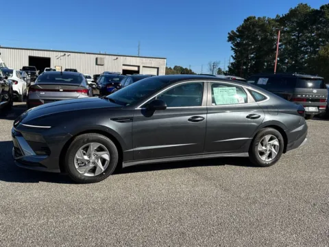 Photos of 2026 Hyundai Sonata SE for sale in Athens, GA at ALM Hyundai Athens