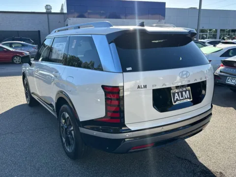 Another view of 2026 Hyundai Palisade Limited for sale in Athens, GA at ALM Hyundai Athens
