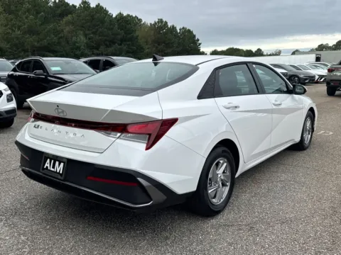 More photos of 2025 Hyundai Elantra SE at ALM Hyundai Athens, GA