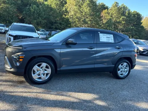 Photos of 2026 Hyundai Kona SE for sale in Athens, GA at ALM Hyundai Athens