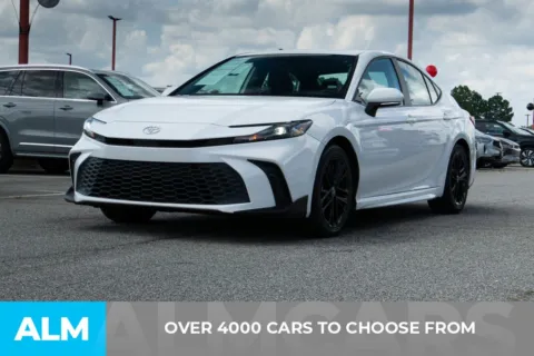 Another view of 2025 Toyota Camry SE for sale in Athens, GA at ALM Hyundai Athens