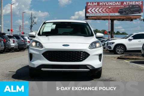 More photos of 2020 Ford Escape SE at ALM Hyundai Athens, GA