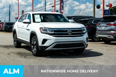 More photos of 2021 Volkswagen Atlas Cross Sport 2.0T SE at ALM Hyundai Athens, GA