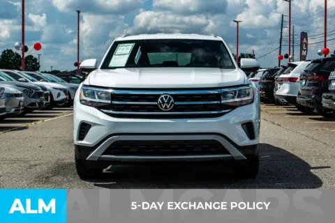 More photos of 2021 Volkswagen Atlas Cross Sport 2.0T SE at ALM Hyundai Athens, GA
