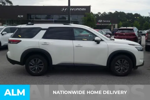 More photos of 2024 Nissan Pathfinder SV at ALM Hyundai Athens, GA