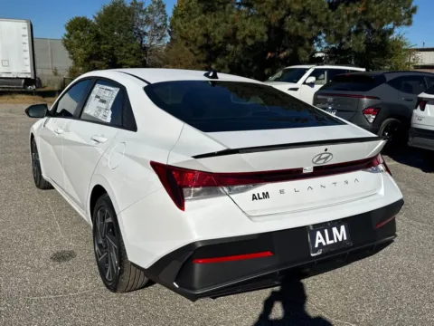 Another view of 2025 Hyundai Elantra SEL Sport for sale in Athens, GA at ALM Hyundai Athens