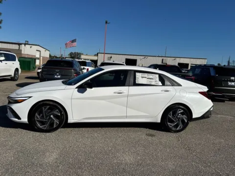 Photos of 2025 Hyundai Elantra SEL Sport for sale in Athens, GA at ALM Hyundai Athens