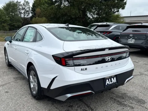 Another view of 2026 Hyundai Sonata SE for sale in Athens, GA at ALM Hyundai Athens