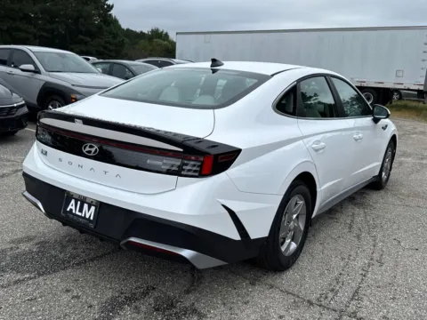 More photos of 2026 Hyundai Sonata SE at ALM Hyundai Athens, GA