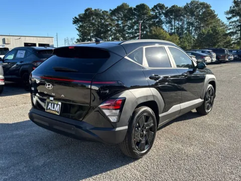 More photos of 2026 Hyundai Kona SEL at ALM Hyundai Athens, GA