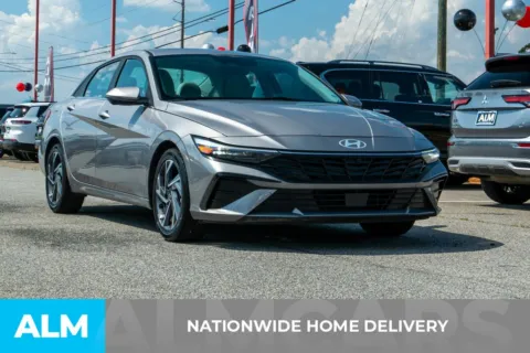 More photos of 2024 Hyundai Elantra Limited at ALM Hyundai Athens, GA