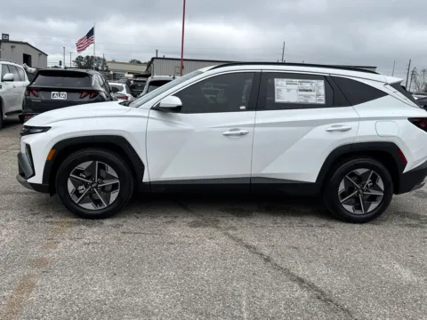 Photos of 2026 Hyundai Tucson SEL for sale in Athens, GA at ALM Hyundai Athens