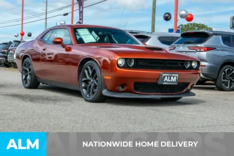 More photos of 2022 Dodge Challenger R/T at ALM Hyundai Athens, GA