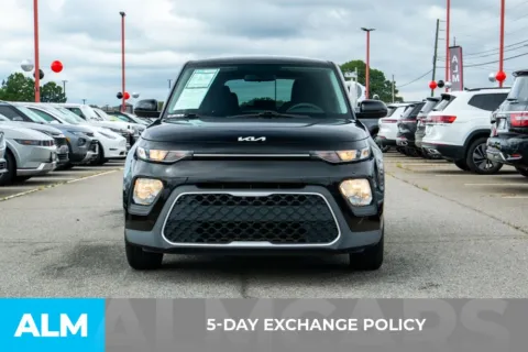 More photos of 2022 Kia Soul LX at ALM Hyundai Athens, GA