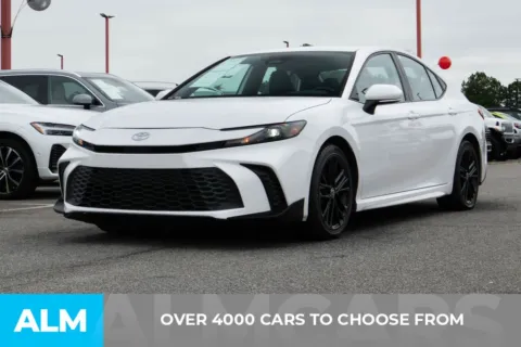 Another view of 2025 Toyota Camry SE for sale in Athens, GA at ALM Hyundai Athens