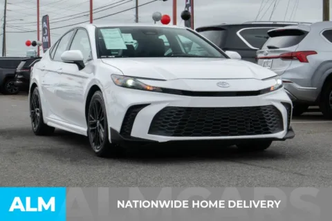 More photos of 2025 Toyota Camry SE at ALM Hyundai Athens, GA