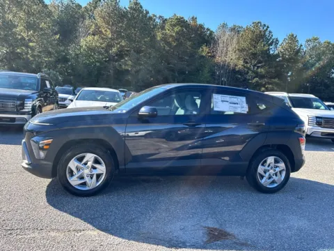 Photos of 2026 Hyundai Kona SE for sale in Athens, GA at ALM Hyundai Athens