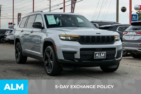 More photos of 2023 Jeep Grand Cherokee L Altitude at ALM Hyundai Athens, GA