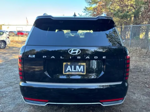 More photos of 2026 Hyundai Palisade Calligraphy at ALM Hyundai Athens, GA