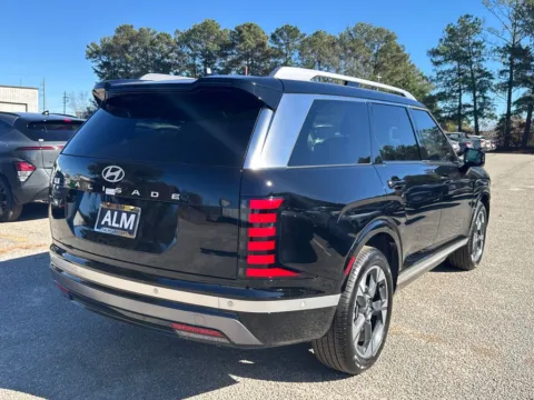 More photos of 2026 Hyundai Palisade Hybrid Limited at ALM Hyundai Athens, GA