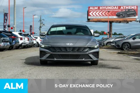 More photos of 2024 Hyundai Elantra SE at ALM Hyundai Athens, GA