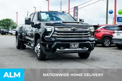 More photos of 2024 Chevrolet Silverado 3500HD High Country at ALM Hyundai Athens, GA