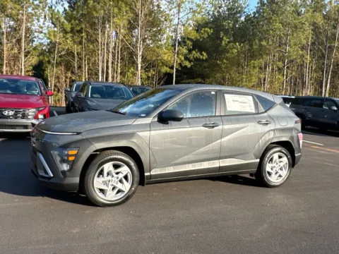 Photos of 2026 Hyundai Kona SE for sale in Athens, GA at ALM Hyundai Athens