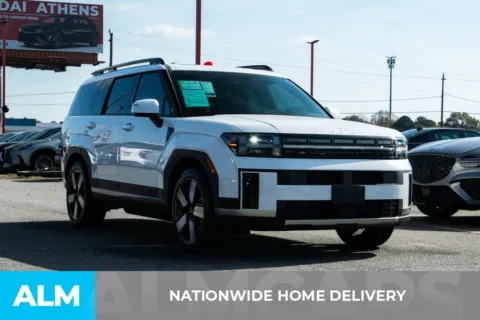 More photos of 2024 Hyundai Santa Fe Hybrid Limited at ALM Hyundai Athens, GA