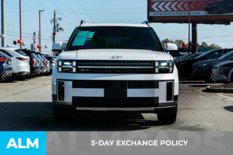 More photos of 2024 Hyundai Santa Fe Hybrid Limited at ALM Hyundai Athens, GA