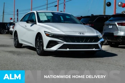 More photos of 2025 Hyundai Elantra SEL Sport at ALM Hyundai Athens, GA