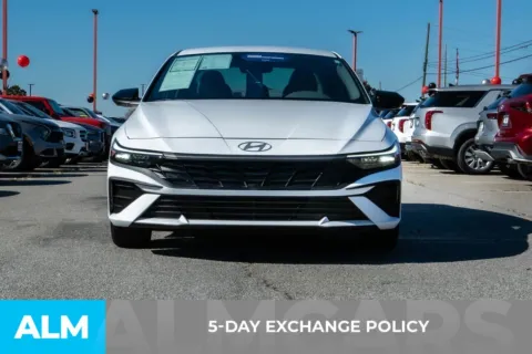 More photos of 2025 Hyundai Elantra SEL Sport at ALM Hyundai Athens, GA