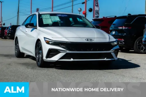More photos of 2025 Hyundai Elantra SEL Sport at ALM Hyundai Athens, GA