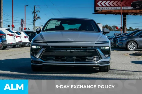More photos of 2024 Hyundai Sonata SEL at ALM Hyundai Athens, GA