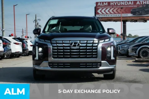 More photos of 2024 Hyundai Palisade Calligraphy at ALM Hyundai Athens, GA