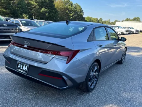 More photos of 2025 Hyundai Elantra SEL Sport at ALM Hyundai Athens, GA