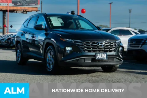 More photos of 2024 Hyundai Tucson SEL at ALM Hyundai Athens, GA