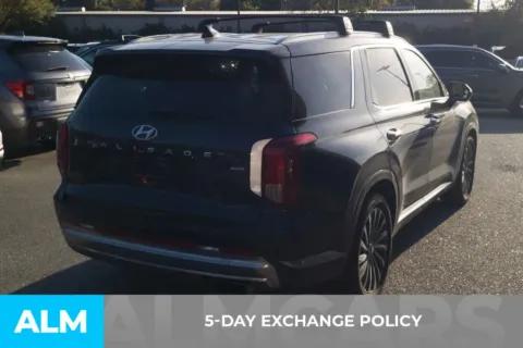 More photos of 2024 Hyundai Palisade Calligraphy at ALM Hyundai Florence, SC