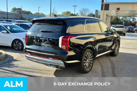 More photos of 2023 Hyundai Palisade Calligraphy at ALM Hyundai Florence, SC
