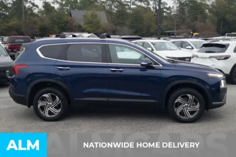 More photos of 2023 Hyundai Santa Fe SEL at ALM Hyundai Florence, SC