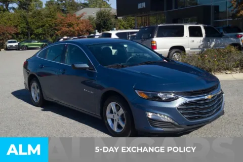 More photos of 2024 Chevrolet Malibu LT at ALM Hyundai Florence, SC
