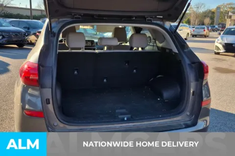 More photos of 2020 Hyundai Tucson SE at ALM Hyundai Florence, SC